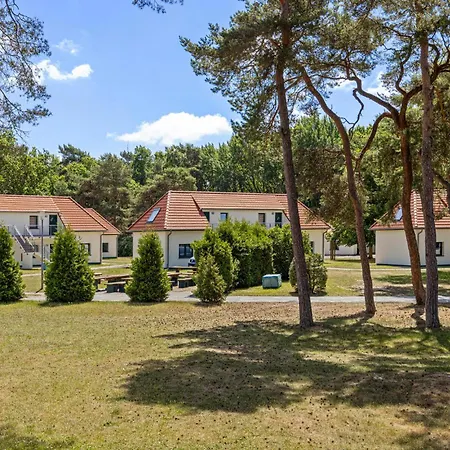 2 Bedroom Stunning In Appartement Altenkirchen (Mecklenburg-Vorpommern)